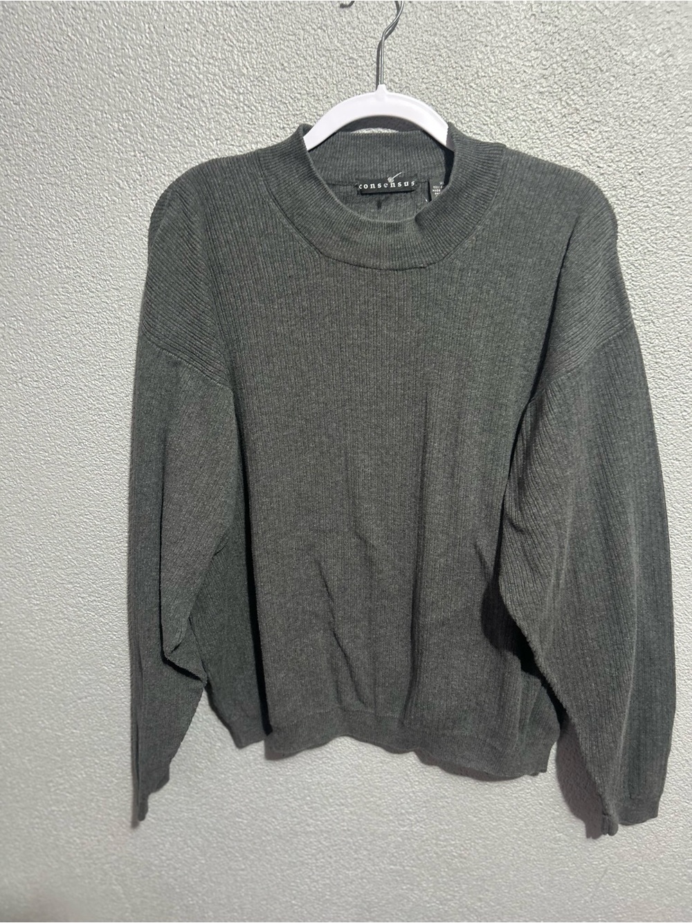 Consensus ribbed mock neck sweater size xl